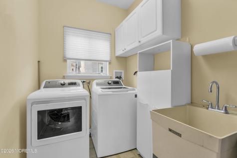 9 Florian Court Manchester NJ 08759