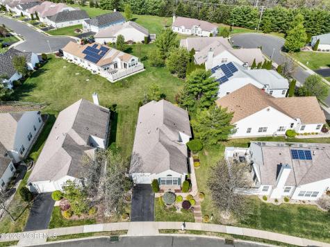 9 Florian Court Manchester NJ 08759