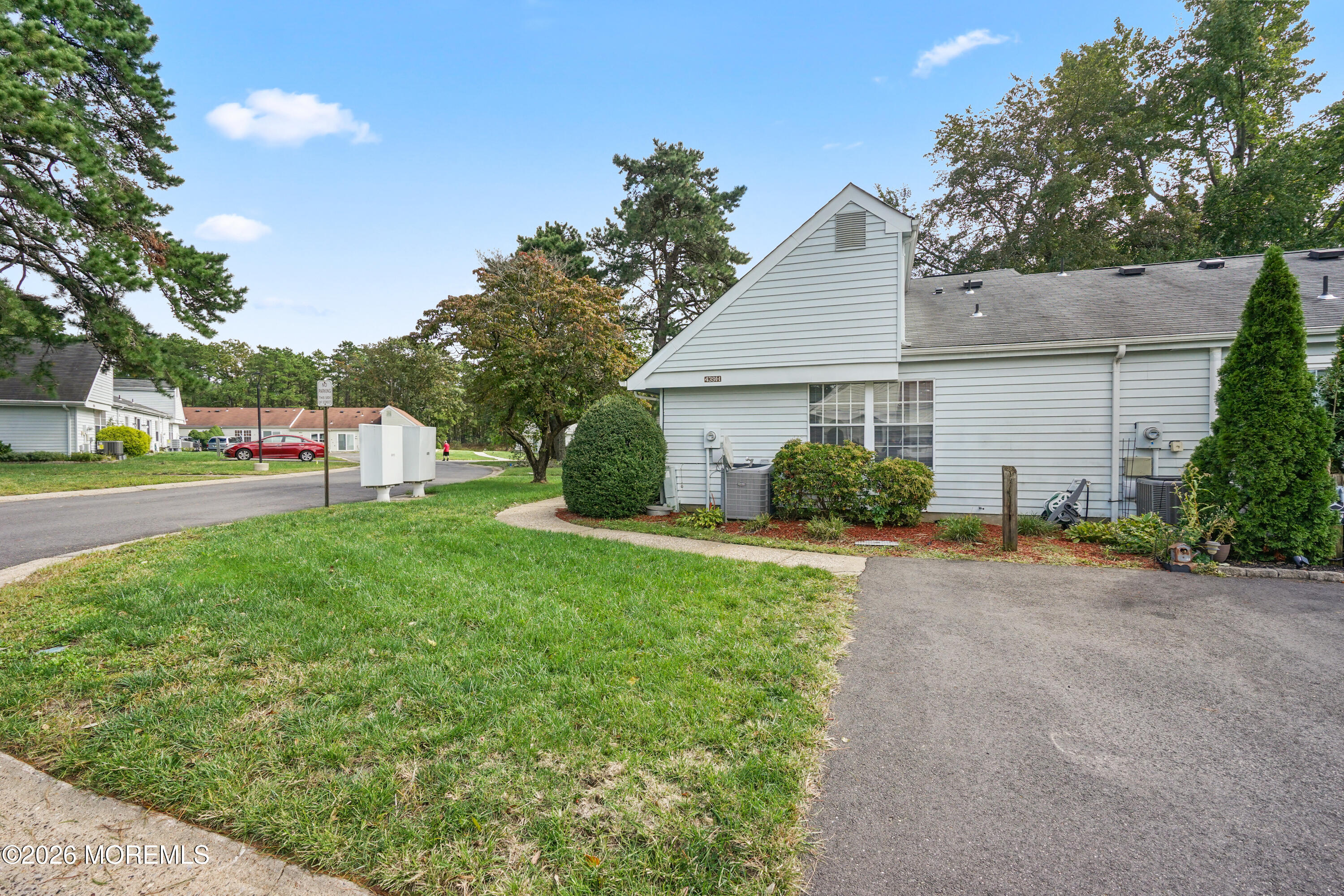 439H Chesterfield Court Manchester NJ 08759