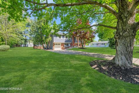93 Woodcrest Drive Freehold NJ 07728
