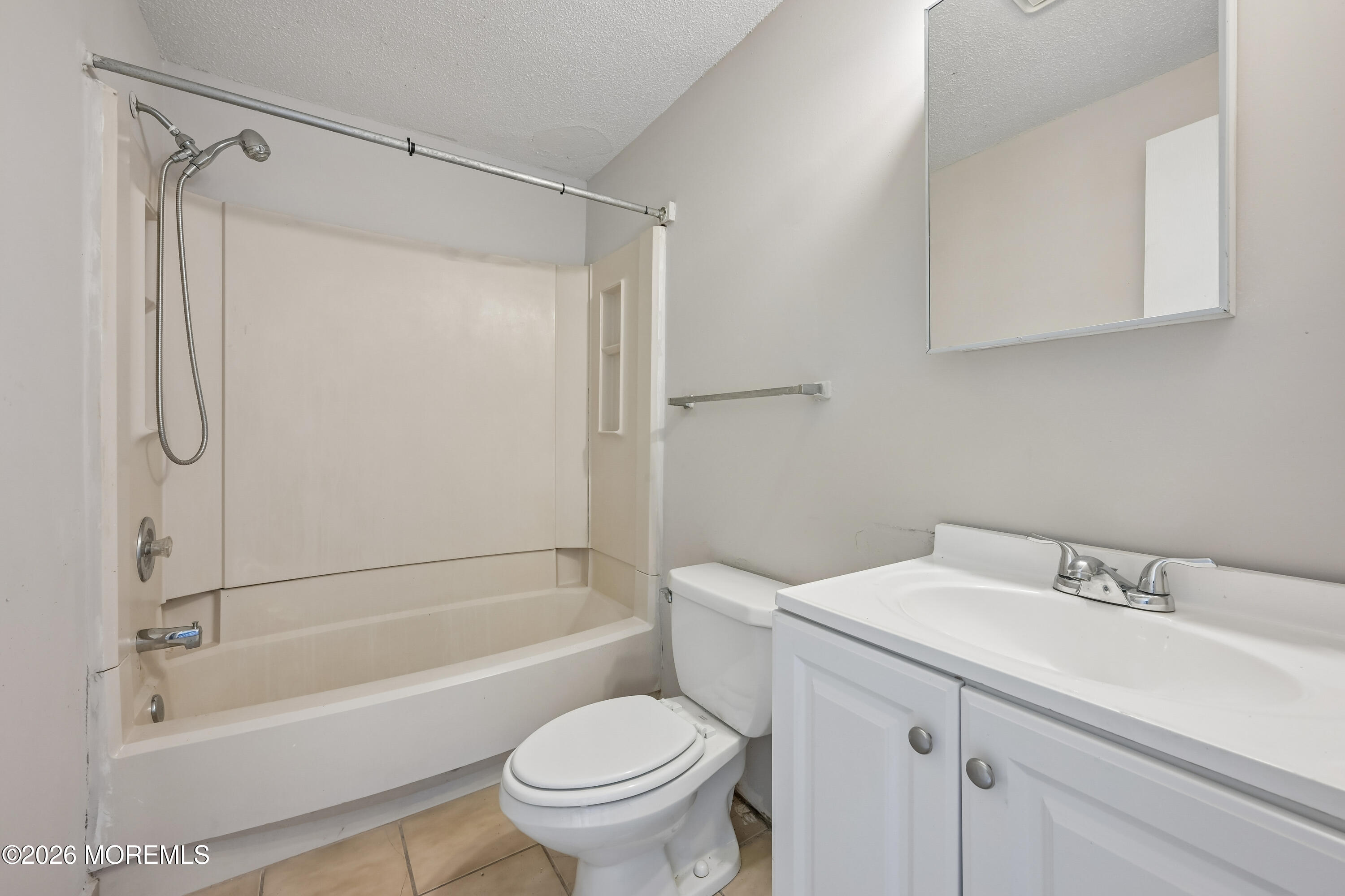 23 Theresa Court Galloway NJ 08205