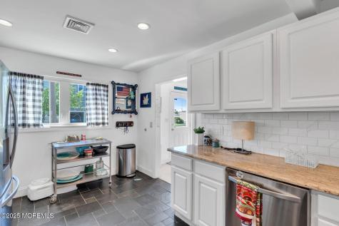 405 Sunset Drive S Berkeley NJ 08721