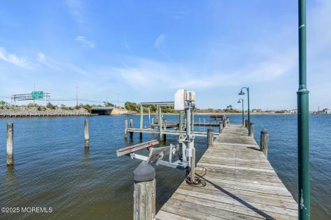 405 Sunset Drive S Berkeley NJ 08721