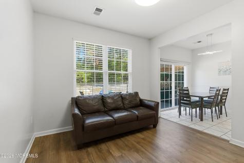 187 Coles Way Lakewood NJ 08701
