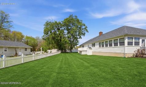 17 Church Lane Manalapan NJ 07726