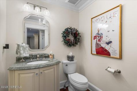 27 Fox Hill Road Middletown NJ 07748