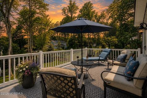 27 Fox Hill Road Middletown NJ 07748