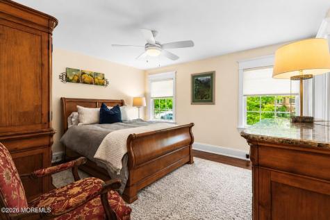 27 Fox Hill Road Middletown NJ 07748