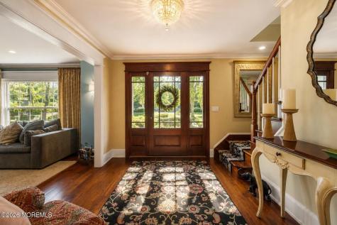 27 Fox Hill Road Middletown NJ 07748