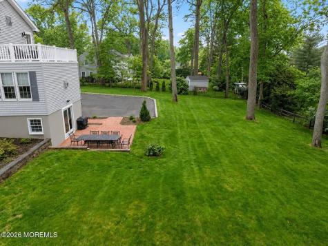 27 Fox Hill Road Middletown NJ 07748
