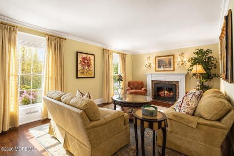 27 Fox Hill Road Middletown NJ 07748