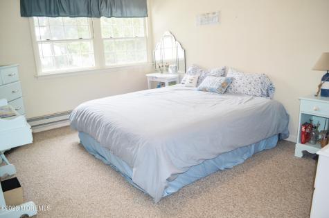 271 N 18th Street Surf City NJ 08008