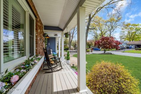 4 Oak Leaf Lane Toms River NJ 08755