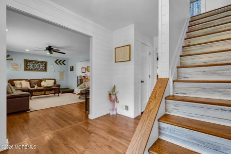4 Oak Leaf Lane Toms River NJ 08755