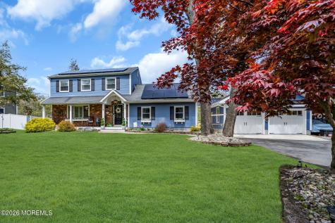 4 Oak Leaf Lane Toms River NJ 08755