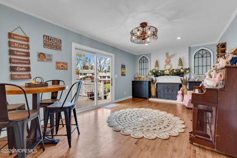 4 Oak Leaf Lane Toms River NJ 08755