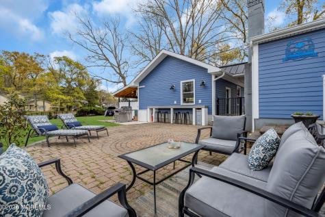 4 Oak Leaf Lane Toms River NJ 08755