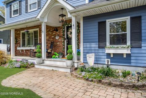 4 Oak Leaf Lane Toms River NJ 08755