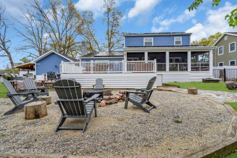 4 Oak Leaf Lane Toms River NJ 08755