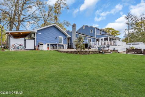 4 Oak Leaf Lane Toms River NJ 08755