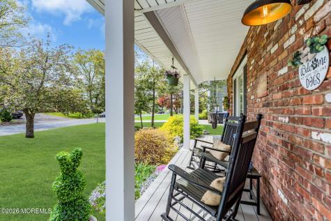 4 Oak Leaf Lane Toms River NJ 08755