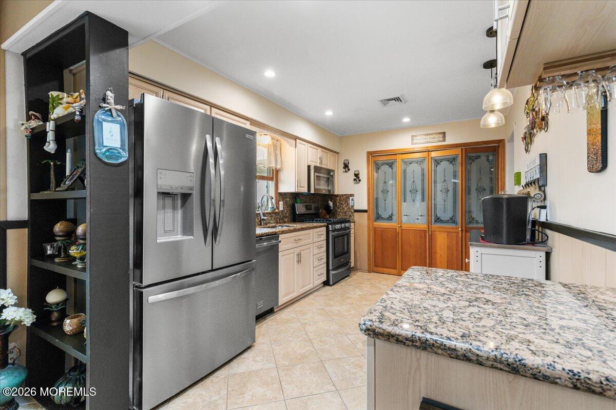 1633 2nd Avenue Toms River NJ 08757