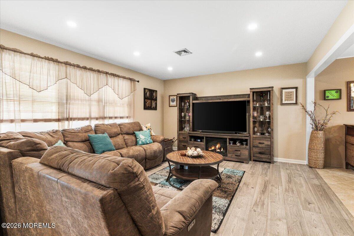 1633 2nd Avenue Toms River NJ 08757