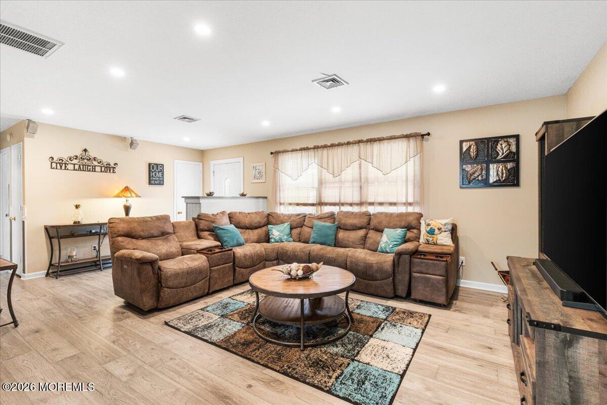 1633 2nd Avenue Toms River NJ 08757