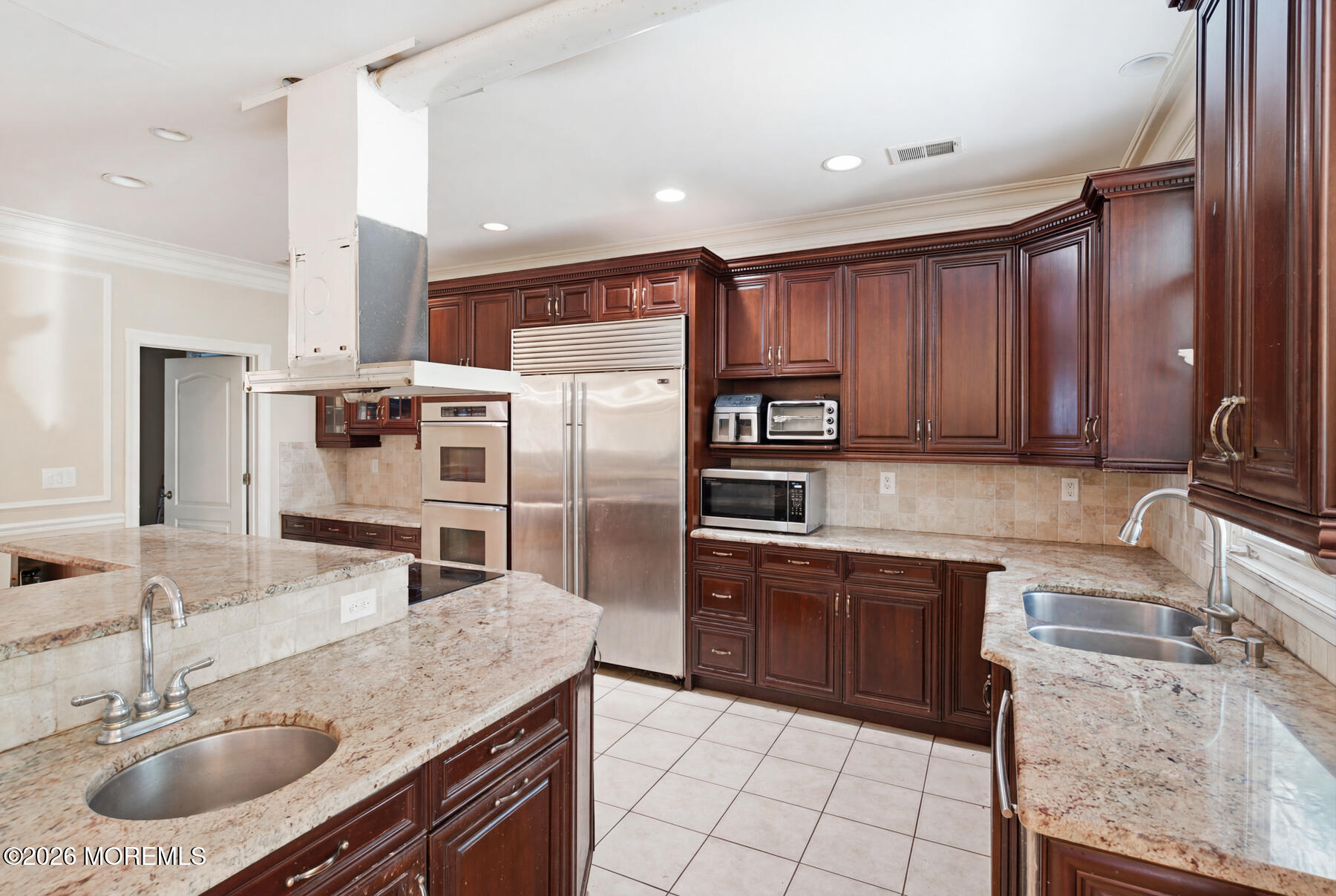3 Topaz Court Marlboro NJ 07746