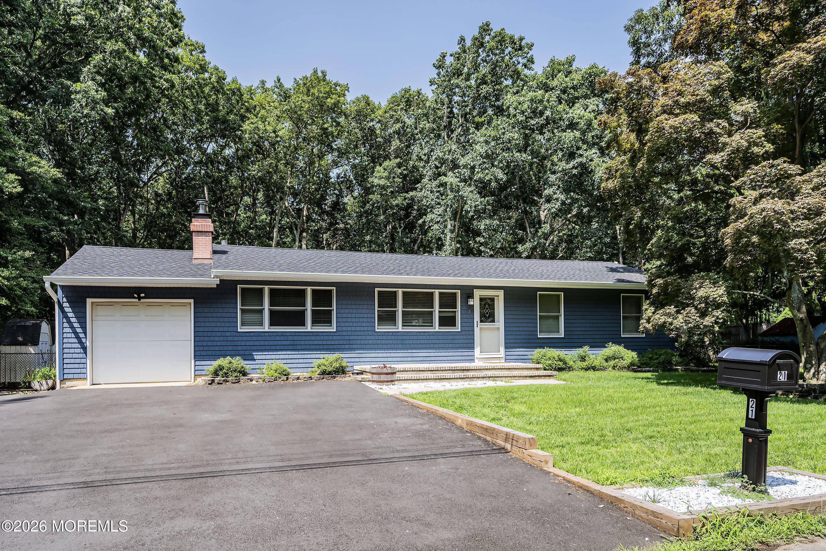 21 Murdock Place Jackson NJ 08527