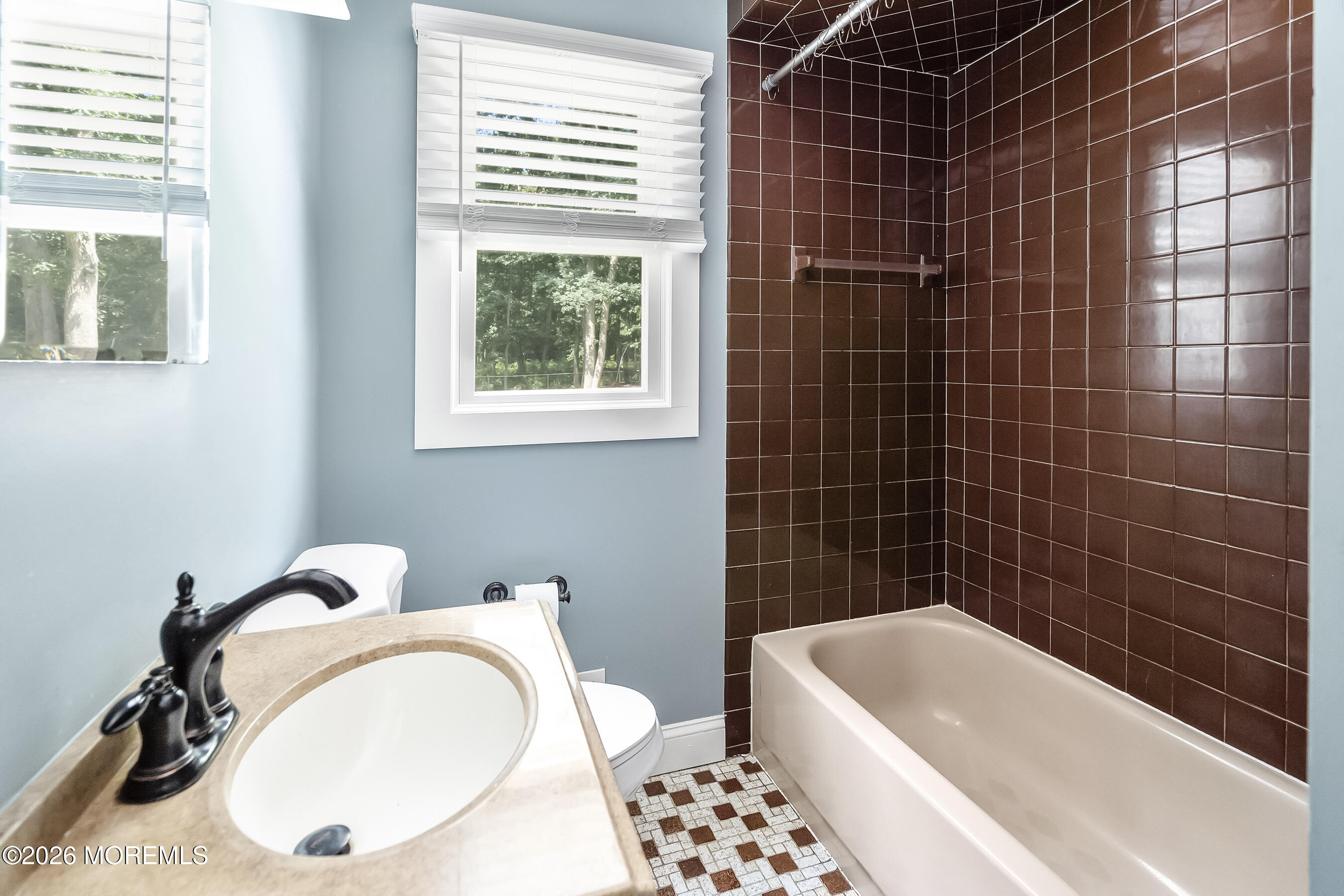 21 Murdock Place Jackson NJ 08527