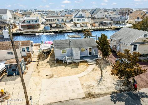 80 Dolphin Road Tuckerton NJ 08087