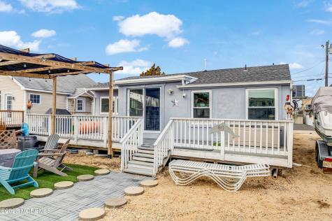 80 Dolphin Road Tuckerton NJ 08087