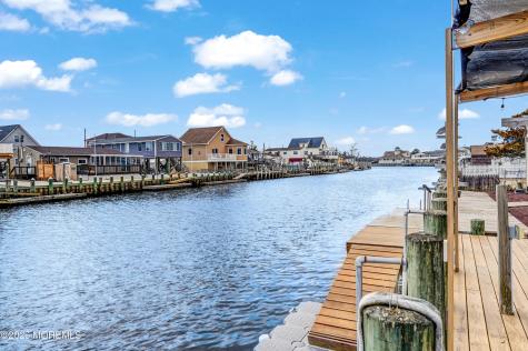 80 Dolphin Road Tuckerton NJ 08087