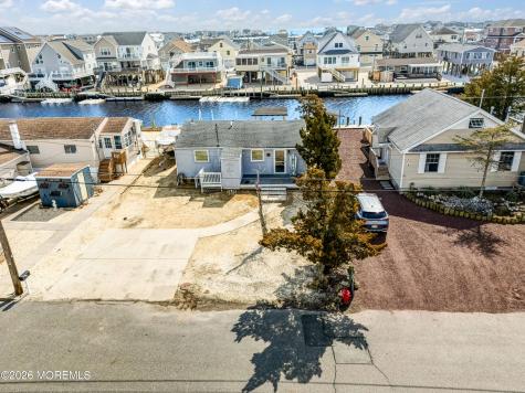 80 Dolphin Road Tuckerton NJ 08087