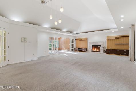 8 Roebling Court Leonardo NJ 07737