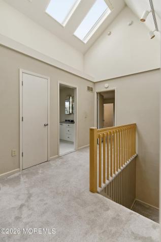 8 Roebling Court Leonardo NJ 07737