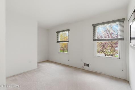 8 Roebling Court Leonardo NJ 07737