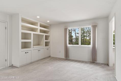 8 Roebling Court Leonardo NJ 07737