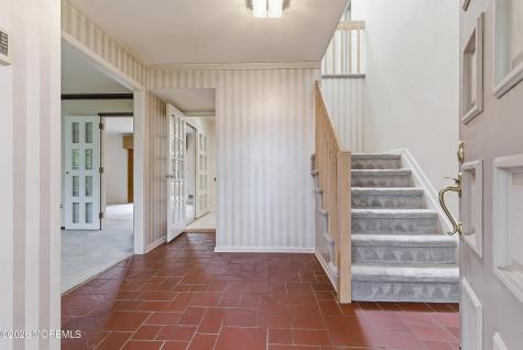 8 Roebling Court Leonardo NJ 07737