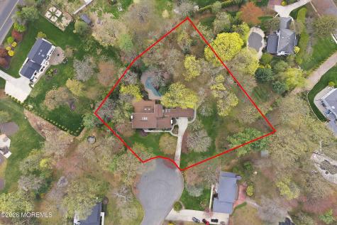 8 Roebling Court Leonardo NJ 07737