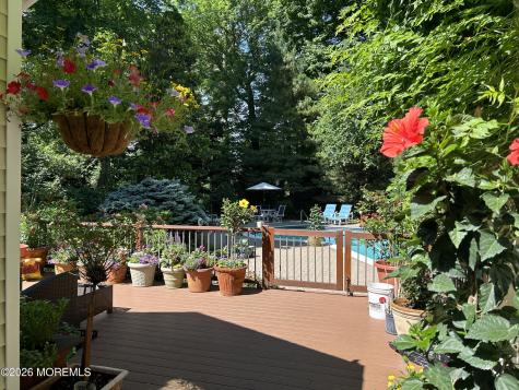 8 Roebling Court Leonardo NJ 07737