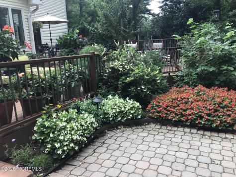 8 Roebling Court Leonardo NJ 07737