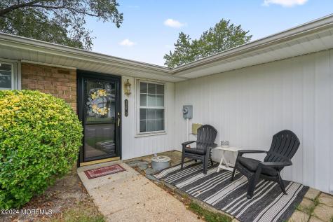 128-D Buckingham Drive Manchester NJ 08759