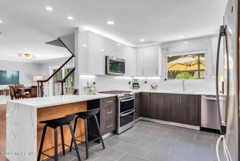 22 Oakdale Drive Tinton Falls NJ 07712