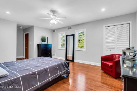 22 Oakdale Drive Tinton Falls NJ 07712