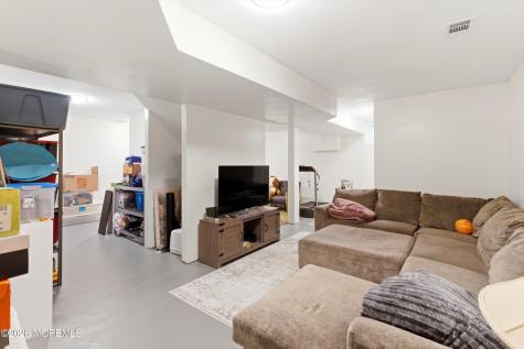 555 Egenolf Place Bayville NJ 08721