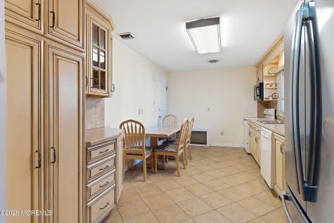 34 Central Avenue Lakewood NJ 08701