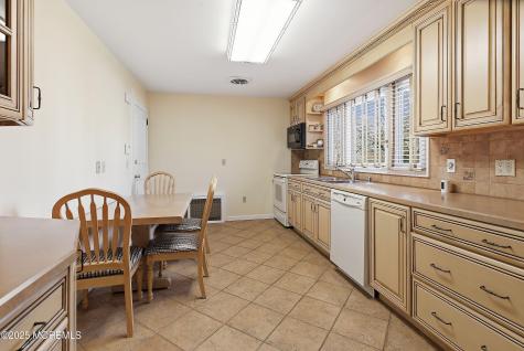 34 Central Avenue Lakewood NJ 08701