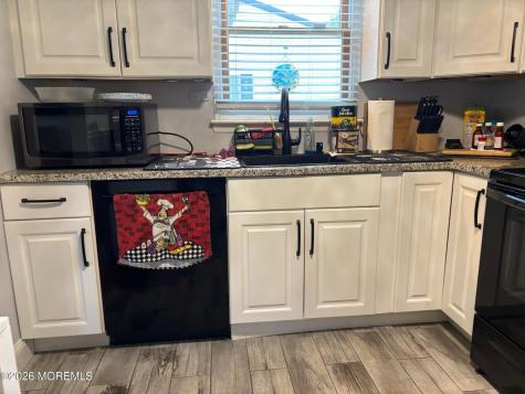 20 Easton Drive Whiting NJ 08759